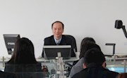 北京大学博士生导师刘建华教授应邀来到我校讲学