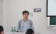 上海外国语大学博导许余龙教授到外国语学院讲学