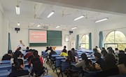外国语学院召开师德师风学习及疫情防控主题大会