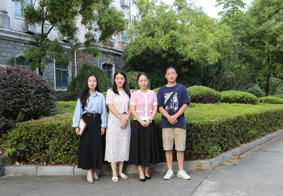 学工办.jpg