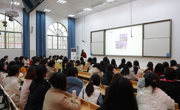 外国语学院举办“成才在昌航—优秀校友话成长”经验分享会