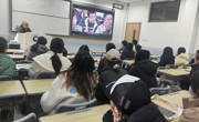 外国语学院举办企事业单位进校园活动