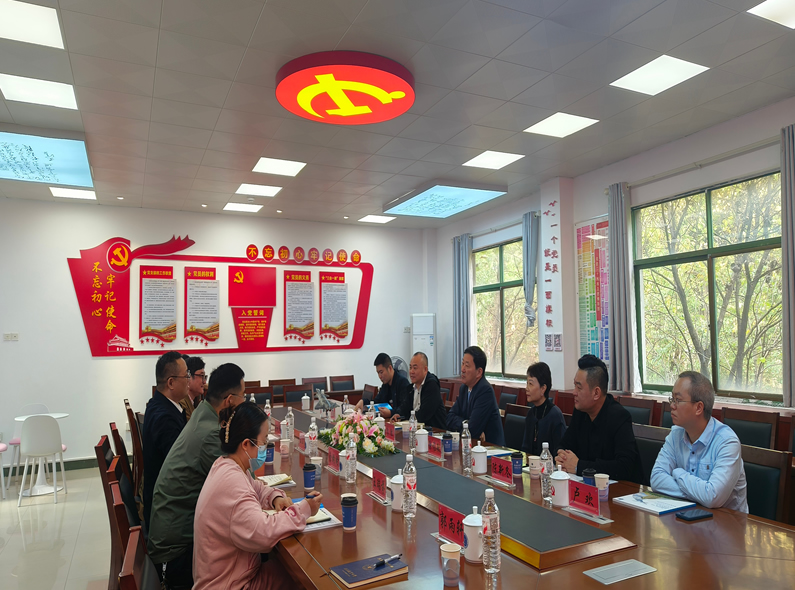 5b7bdb60b0e388319c4981d1f3f02f2e